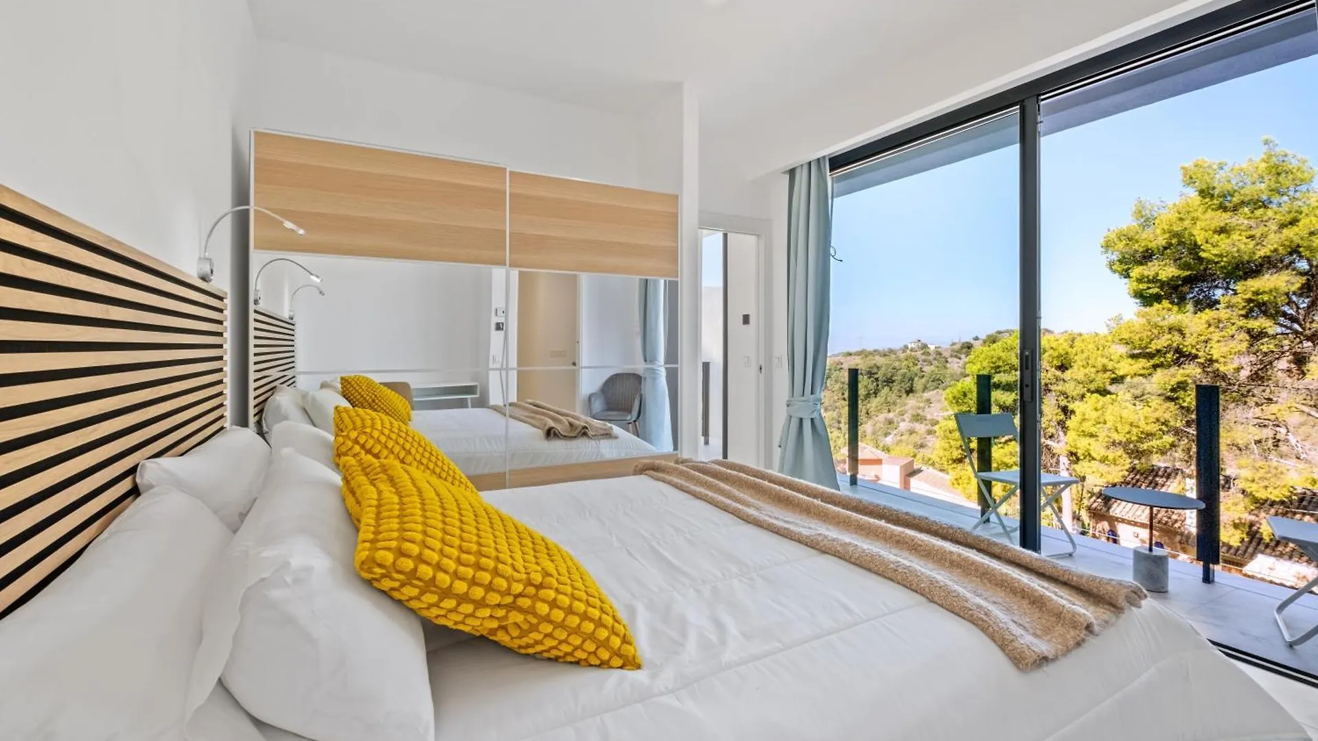 Villas Pinares De San Anton, Malaga, With Sea, City And Mountain Views 0*, Malaga